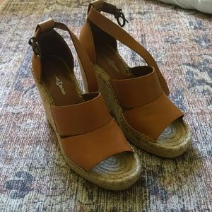 Treasure & Bond tan espadrilles